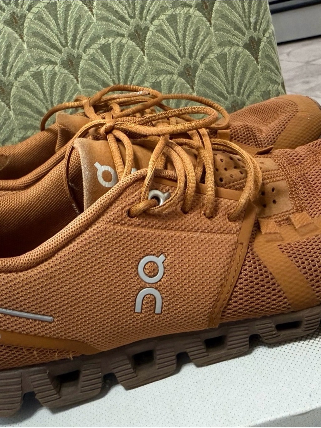 On Running Women Athletic Shoes Rust/Tan